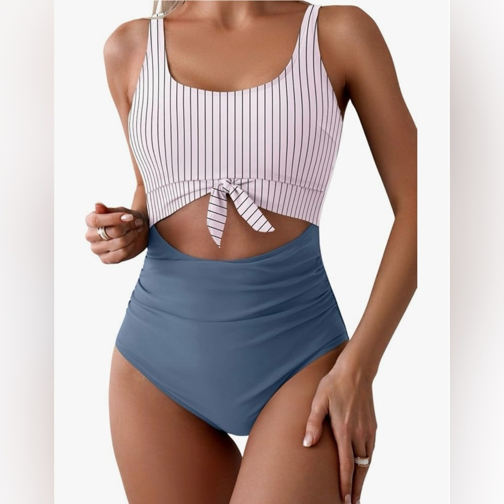 NWT EoMenie Women’s Blue and White One-Piece Swimsuit Size 2XL